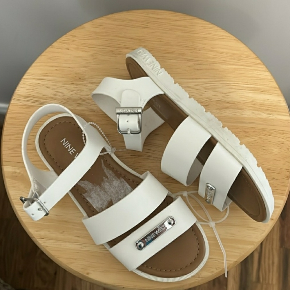 Nine West Kids White Sandals, Sz 12, Nwt - Picture 4 of 4